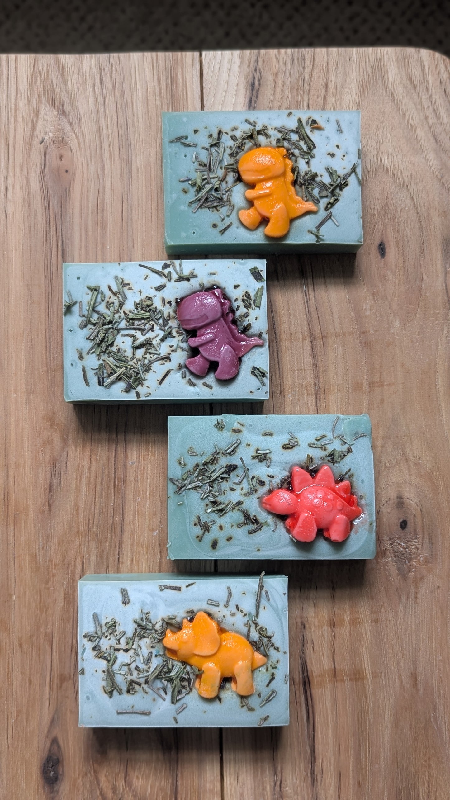 Dino Kiddo Soap
